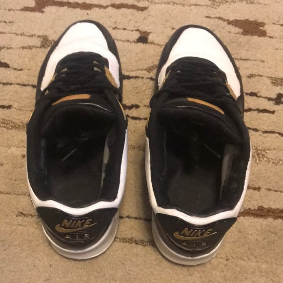 Nike Air Max size 11 - Picture 2 of 4