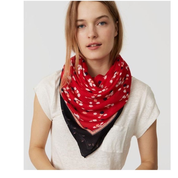 LOFT Accessories - SALE LOFT TULIP SQUARE SCARF NWT