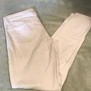 American Eagle White Skinny Jeans