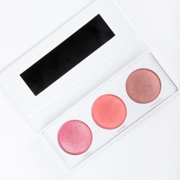 NEW Realher Blush Kit Trio Palette - Picture 1 of 5
