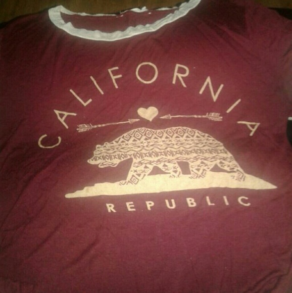 Crop top - Picture 1 of 1