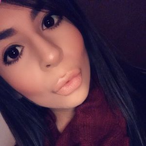 Meet your Posher, Elsa