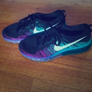 Nike fly knit air max