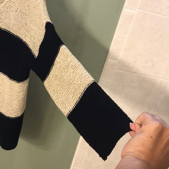 Ann Taylor Loft Sweater - Picture 3 of 4