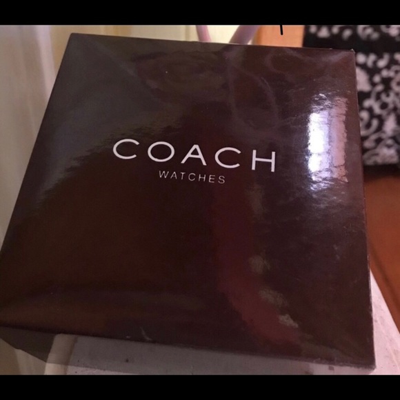 Coach Silver Bangle Watch Cool AND Classic - Picture 4 of 4