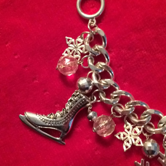 Winter charm bracelet - Picture 4 of 4