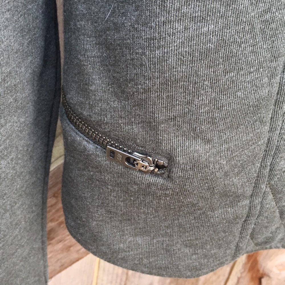 Like new Athleta jacket - Picture 6 of 8