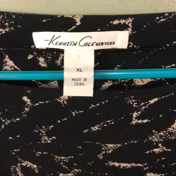Kenneth Cole Blouse - Picture 5 of 6