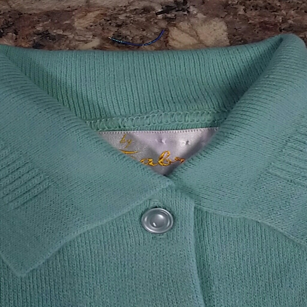 Sweater - Picture 4 of 6