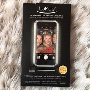 I phone 6/6s Lumee light up case.
