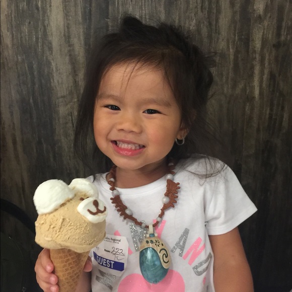 Meet your Posher, Mandy - Picture 1 of 1