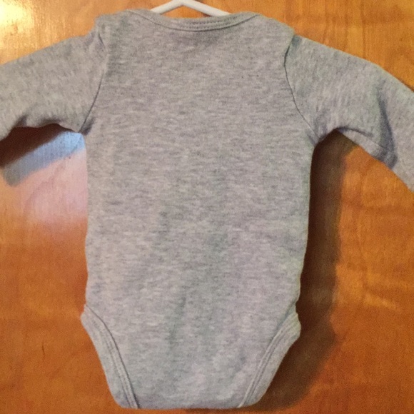 Newborn Baby, Carter’s, Gray Christmas Bodysuit - Picture 5 of 6