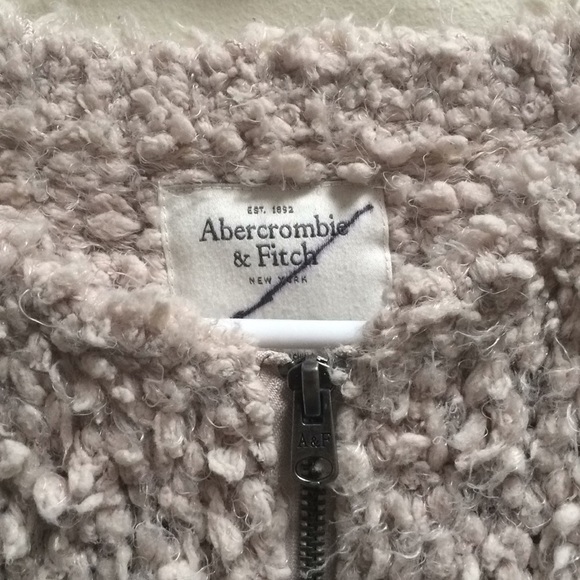 Fluffy zip up sweater Abercrombie and Fitch - Picture 2 of 8