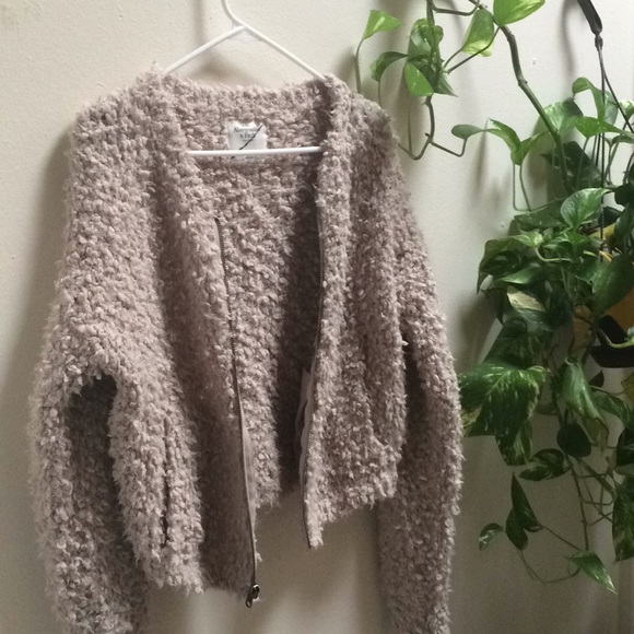 Fluffy zip up sweater Abercrombie and Fitch - Picture 5 of 8