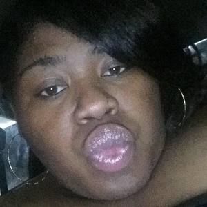 Meet your Posher, Devanna