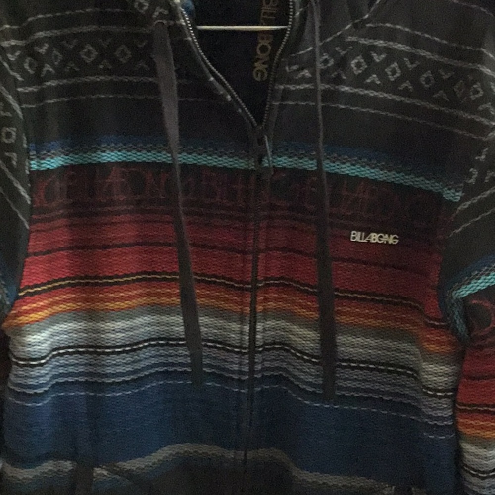 Men’s BillABong hooded jacket with pockets
