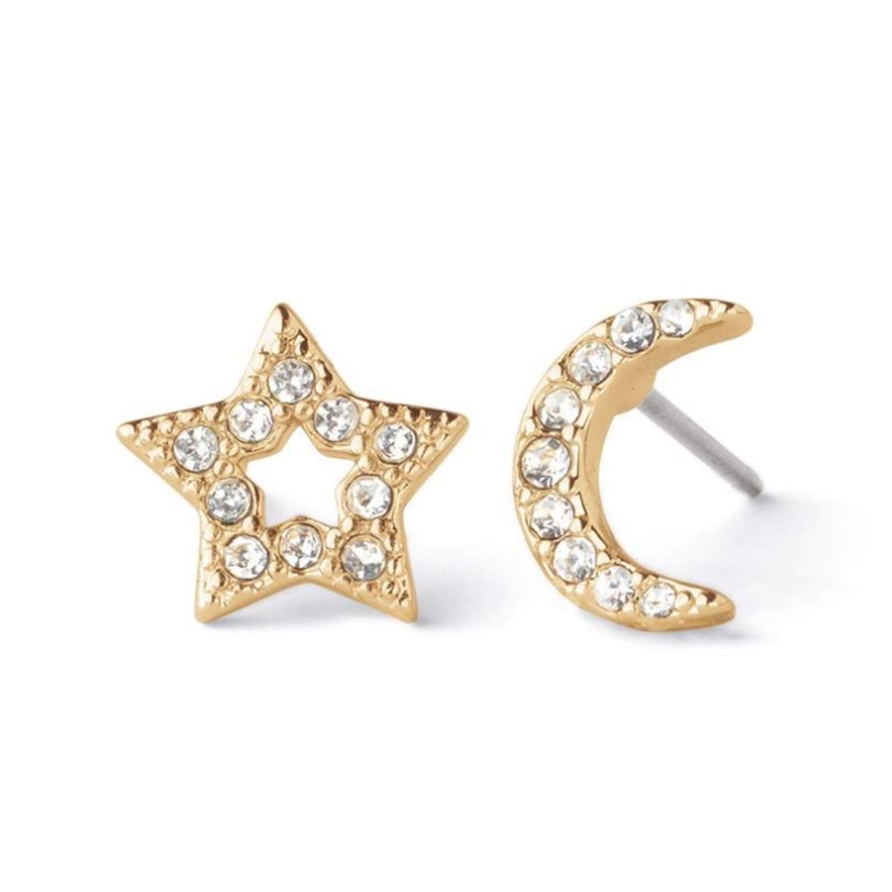 Moon and star earring. Gold tone