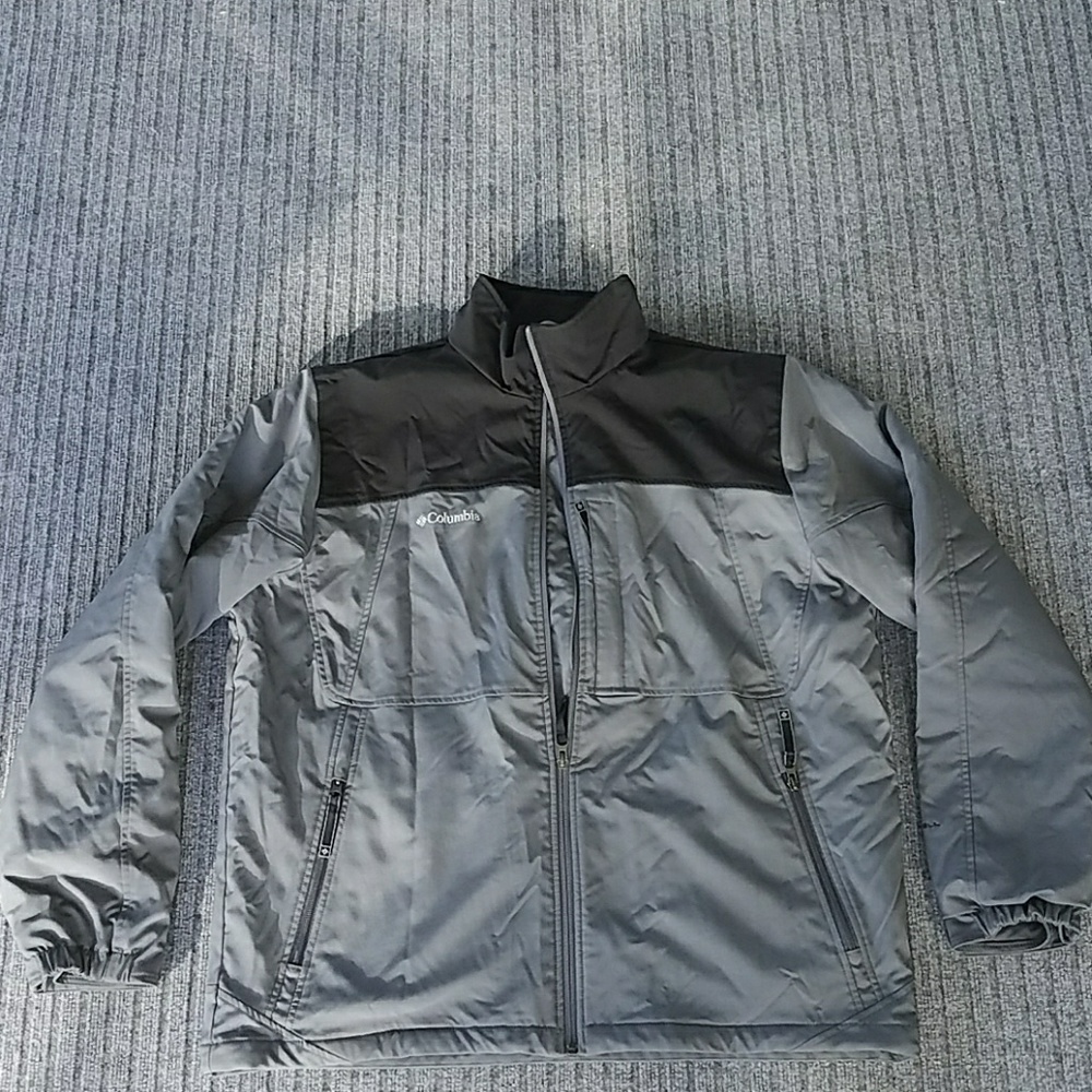 Columbia men Jacket sz L gray