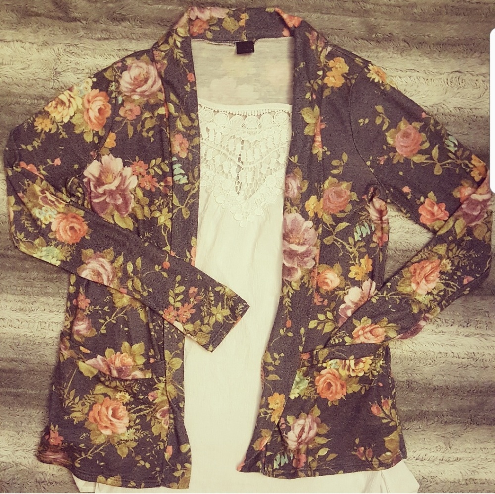 Nollie Floral Cardigan