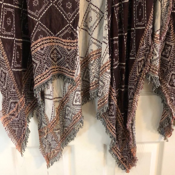 CARDI/SHAW - Picture 2 of 5