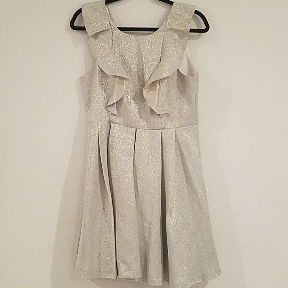 Elegant BCBG midi dress