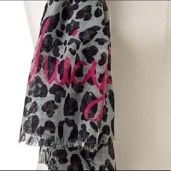 Juicy Couture Gray Leopard Woven Scarf NWT - Picture 2 of 2