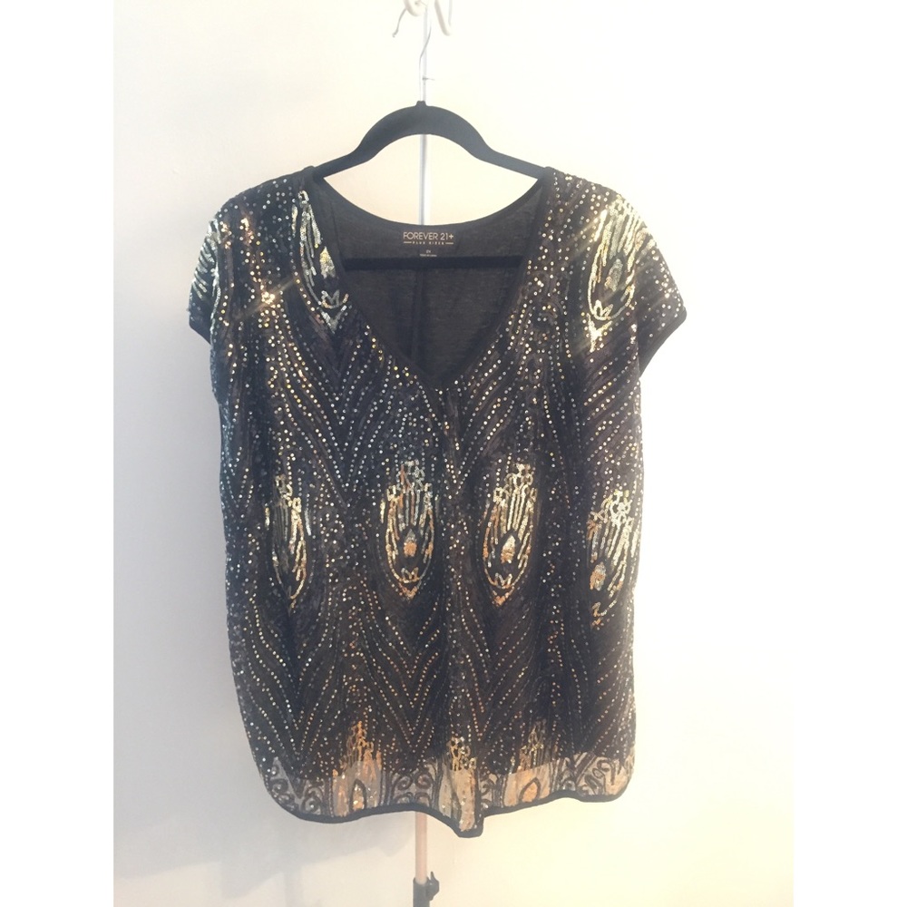 Cap sleeve sequin top