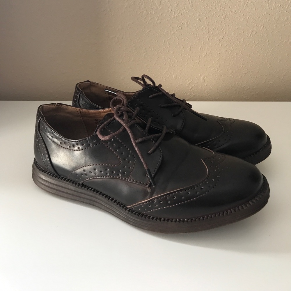 Boys size 5 dress shoes