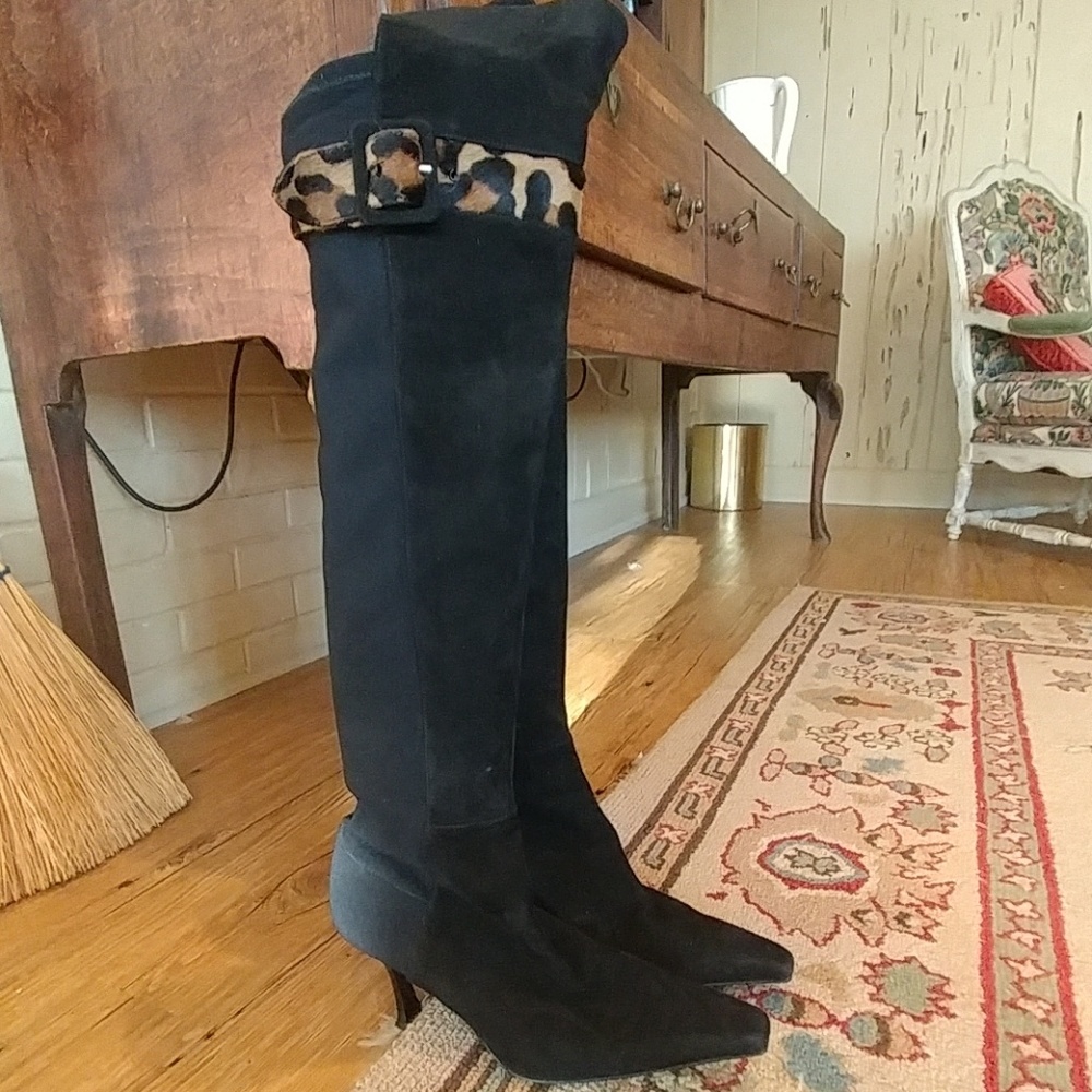 STUART WEITZMAN BLACK SUEDE AND NEOPRENE BOOTS