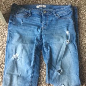 distressed skinny jeans