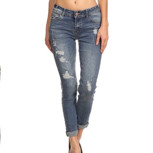 Distressed ankle cuff skinny jean - Picture 2 of 6