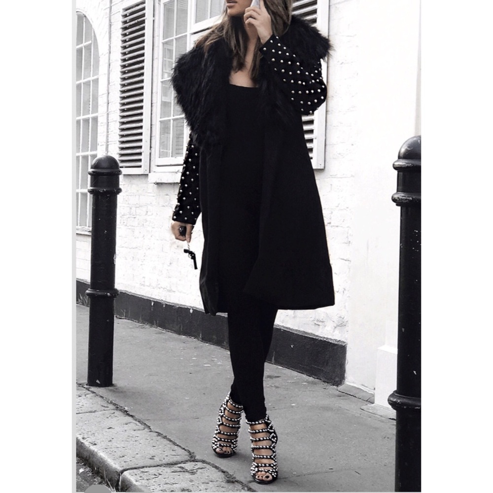 ❌SOLD❌New!! Studded Faux Fur Coat - Picture 1 of 6
