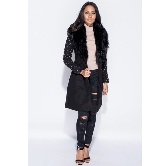 ❌SOLD❌New!! Studded Faux Fur Coat - Picture 4 of 6