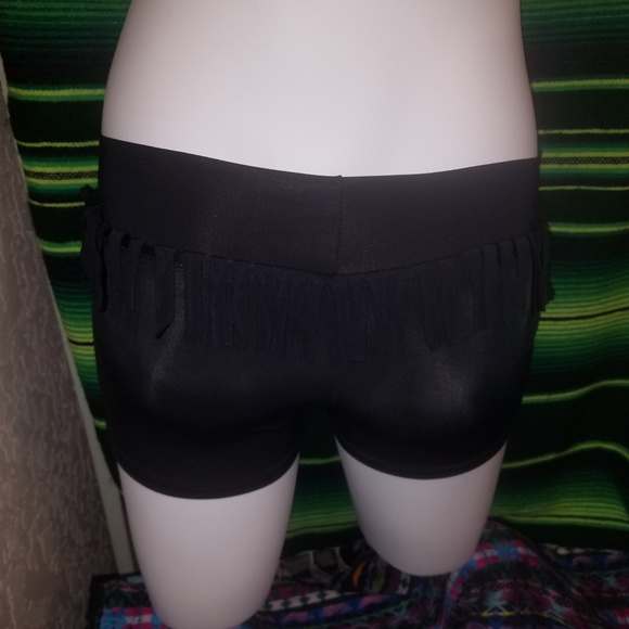 Trendy Trends Black Frigne Hot Pants NWOT - Picture 2 of 5