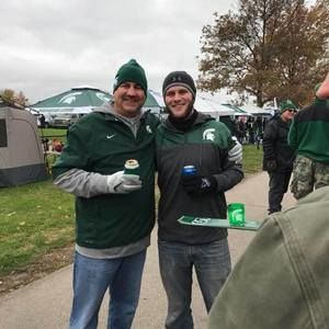 Meet your Posher, Adam