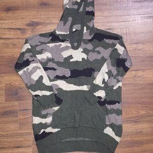 Kerisma sweater (perfect condition)