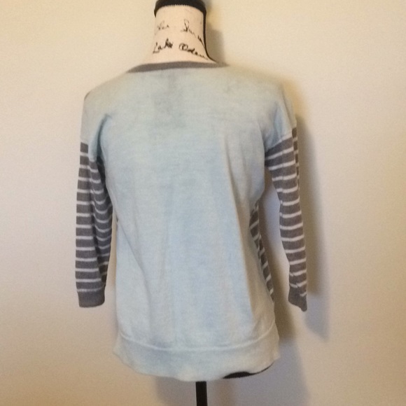 💕 J. Crew Sweater Size Small - Picture 2 of 3