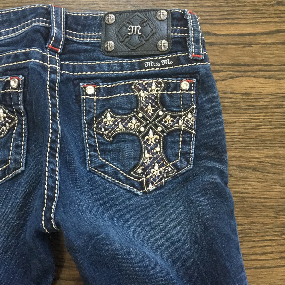 MISS ME  GIRLS JEANS Cross on back pockets 12 Girl