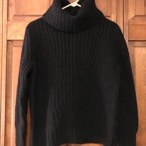 banana republic turtle neck sweater