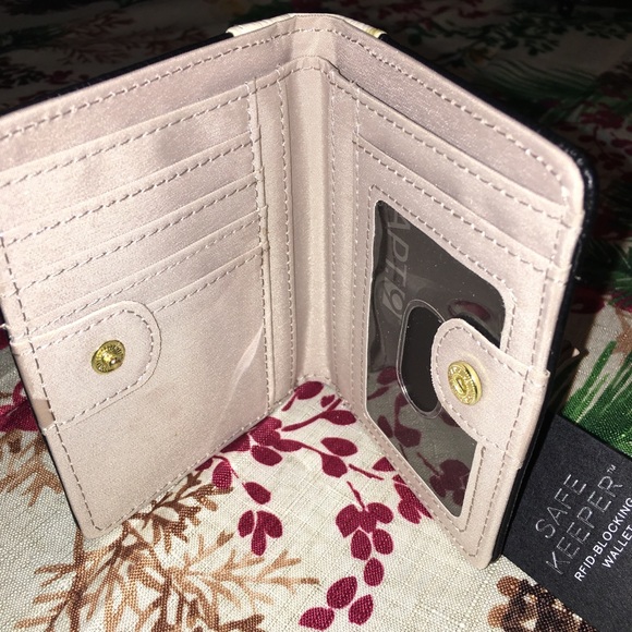 Apt 9 Wallet - Picture 3 of 3