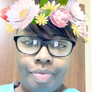 Meet your Posher, Francene