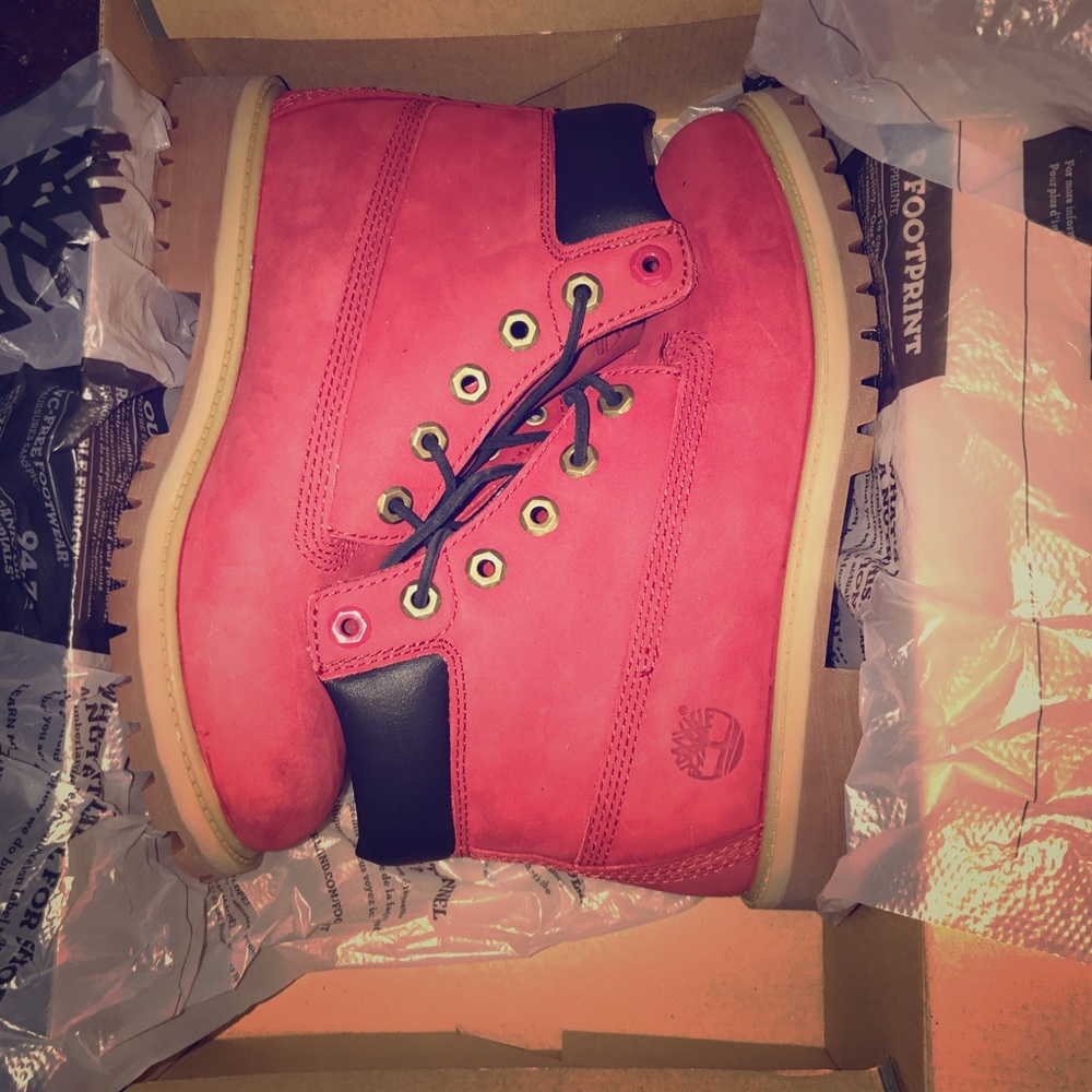 Kids Red Timberlands. NEVER WORN!