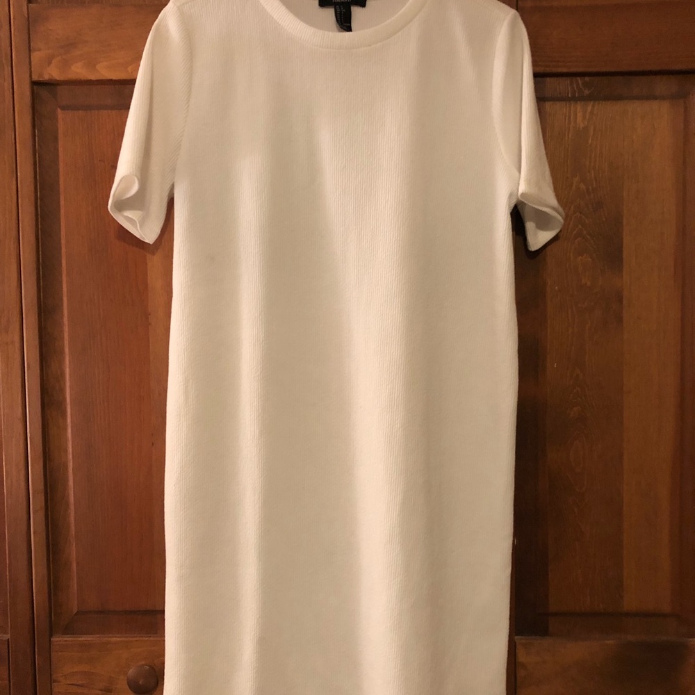 white t shirt dress