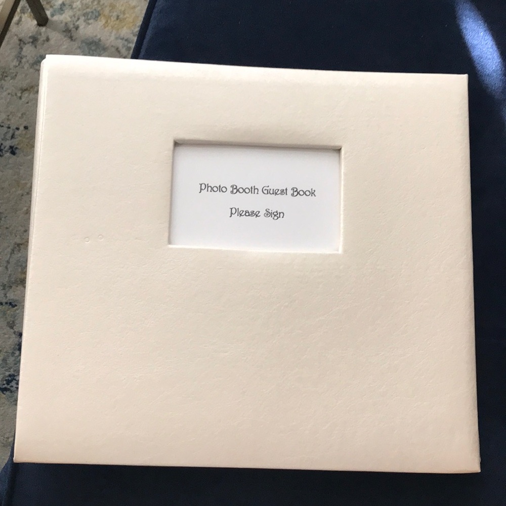 Photo Booth Guest Book- Light Champagne Gold