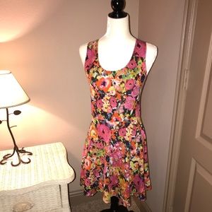 BOGO bundle for offer! Belle Du Jour Floral Mini