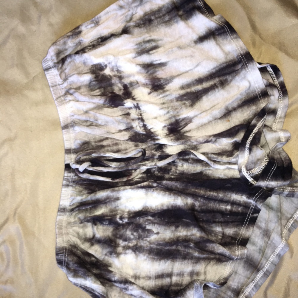 Tie-dye fabric shorts
