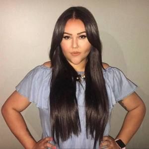 Meet your Posher, Andrea