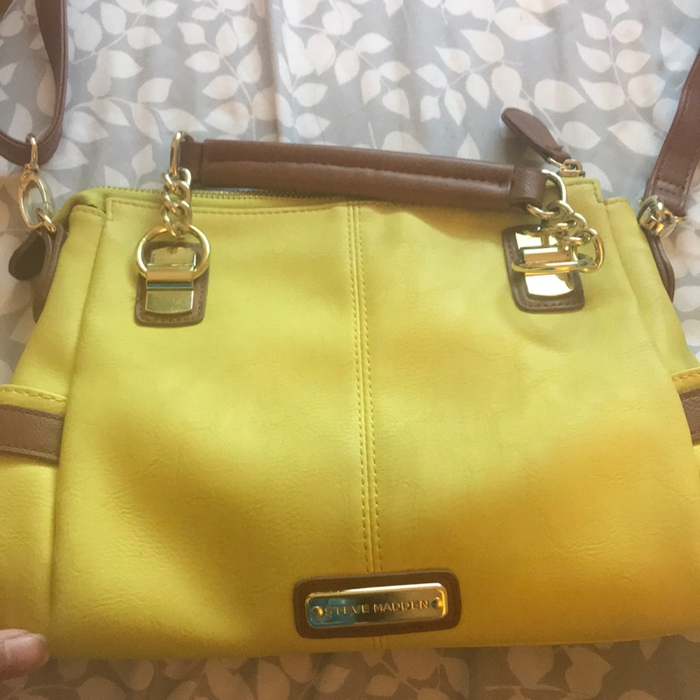 Steve madden neon color bag