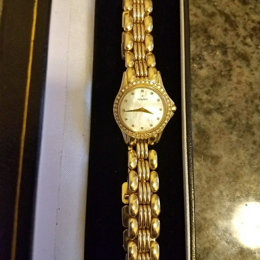 Watch Movado