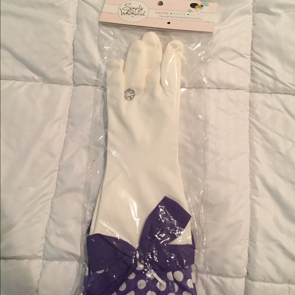 Novelty dishwashing/  gloves. New In package